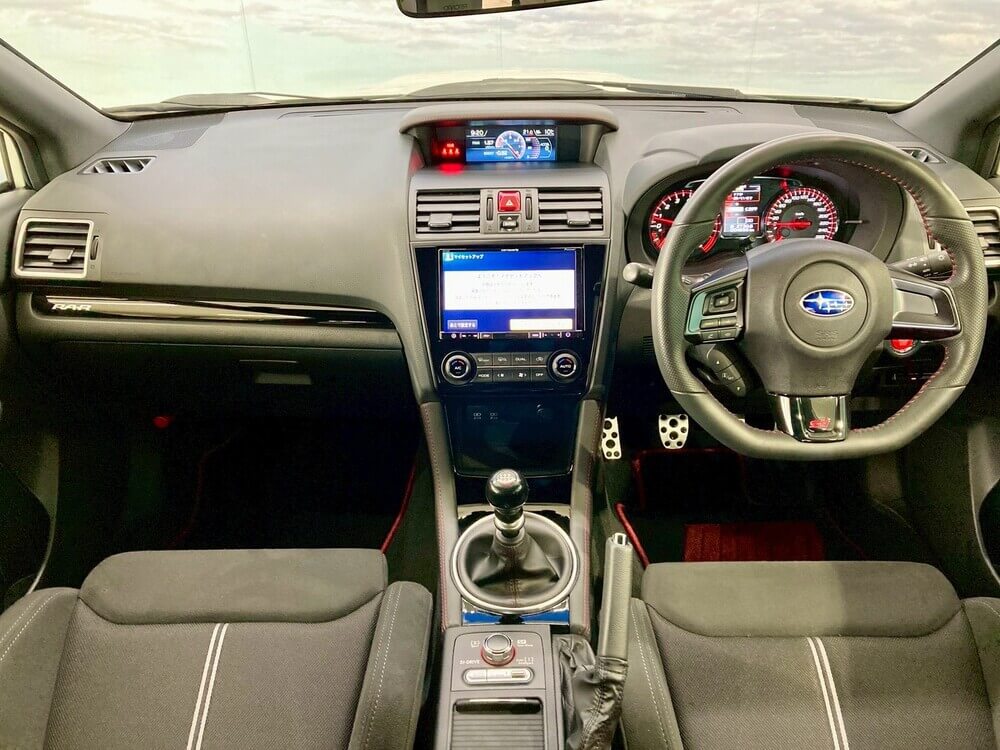 旭川 4WD レンタカー SUBARU WRX STi RA-R 写真2